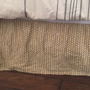 Ralph Lauren King bedskirt